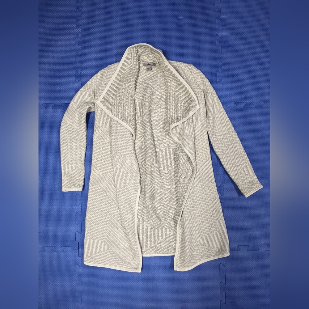 Bass Gray and White Open Cardigan/Long Duster Sweater size Small